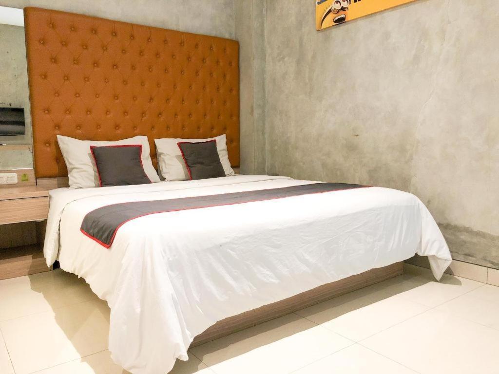 Collection O 31 The Batik Bed And Coffee Bandung Ξενοδοχείο Εξωτερικό φωτογραφία